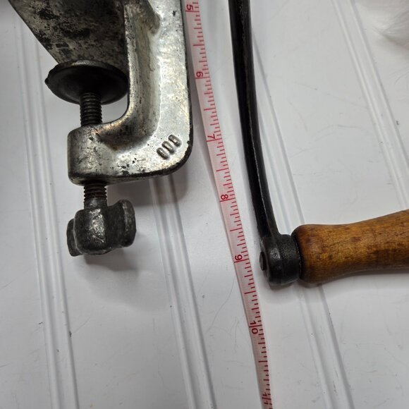 Vintage Antique Meat Grinder Metal Works Kitchen Countertop Clamp Keystone 10 - Picture 6 of 7